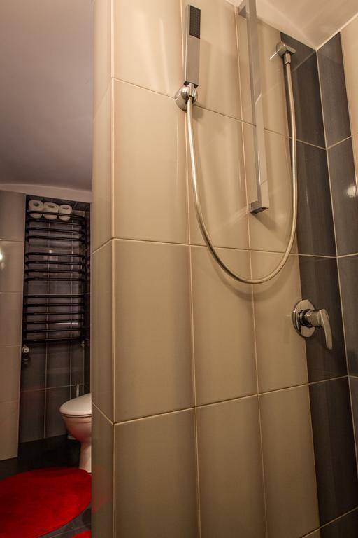 Apartament Tipton Apartment Jelenia Gora Exterior photo